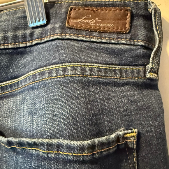 Levi's Women's Jeans Size 34 Dark Blue - Picture 3 of 8
